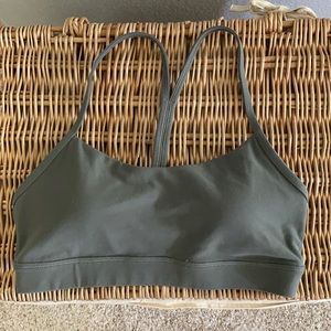 Lululemon Flow Y bra size 6